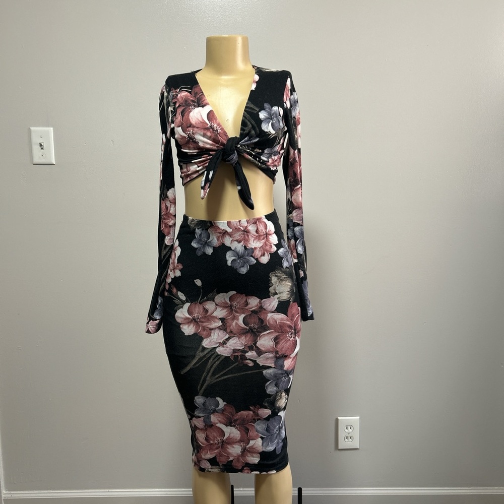 Windsor Black Floral Midi Skirt Set